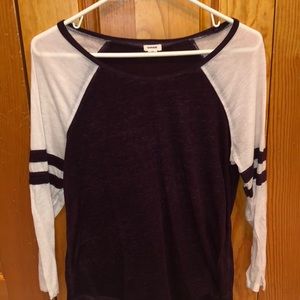 Baseball tee